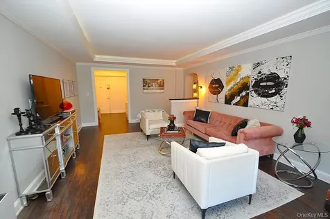 280 Bronxville Road Bronxville NY 10708