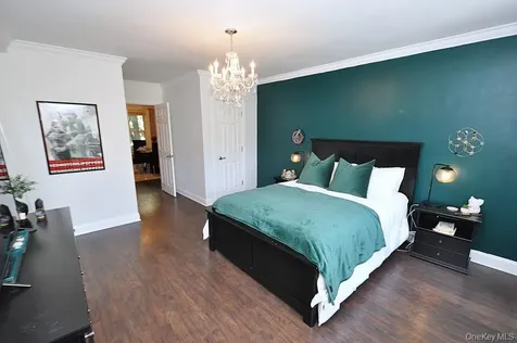 280 Bronxville Road Bronxville NY 10708