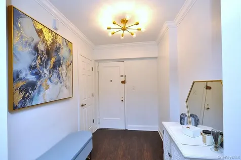 280 Bronxville Road Bronxville NY 10708