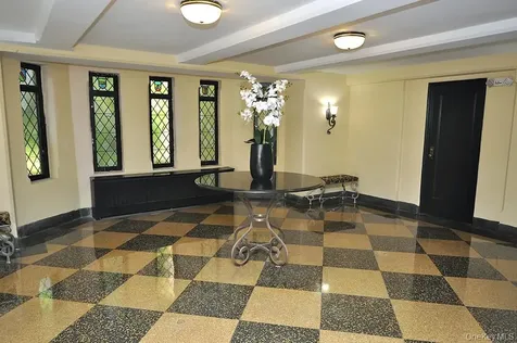 280 Bronxville Road Bronxville NY 10708