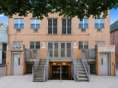 104-31 39th Avenue Corona NY 11368