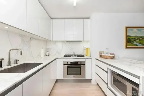 322 W 57th Street New York (manhattan) NY 10019