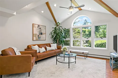 30 High Point Lane Scarsdale NY 10583
