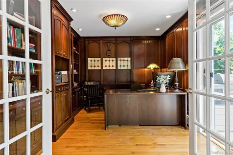 30 High Point Lane Scarsdale NY 10583