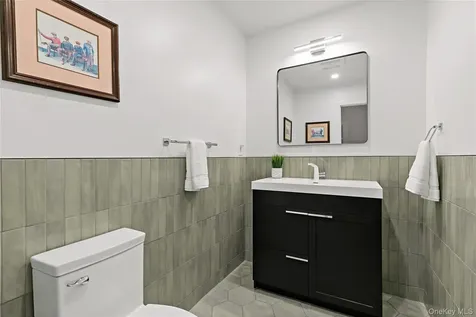 30 High Point Lane Scarsdale NY 10583