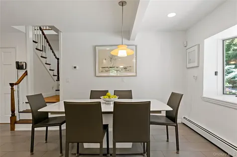 30 High Point Lane Scarsdale NY 10583