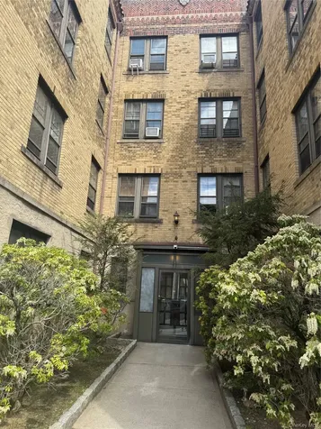 33 Douglas Avenue Yonkers NY 10703