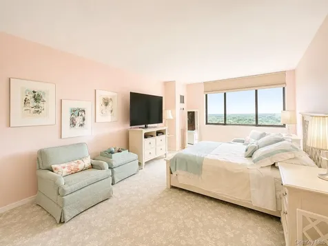 27010 Grand Central Parkway Floral Park NY 11005