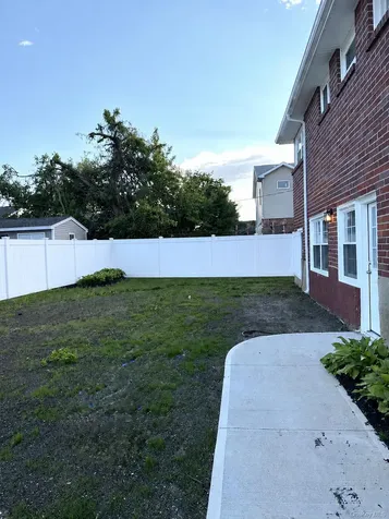 9 N Walnut Place Massapequa NY 11758