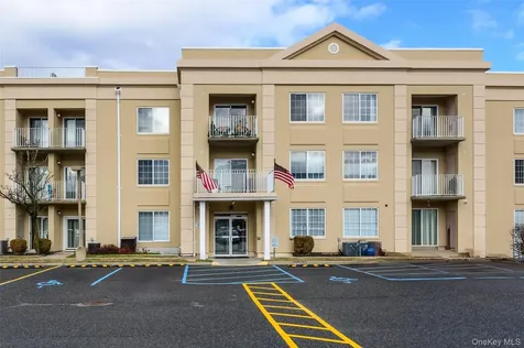 54 School Street Westbury NY 11590