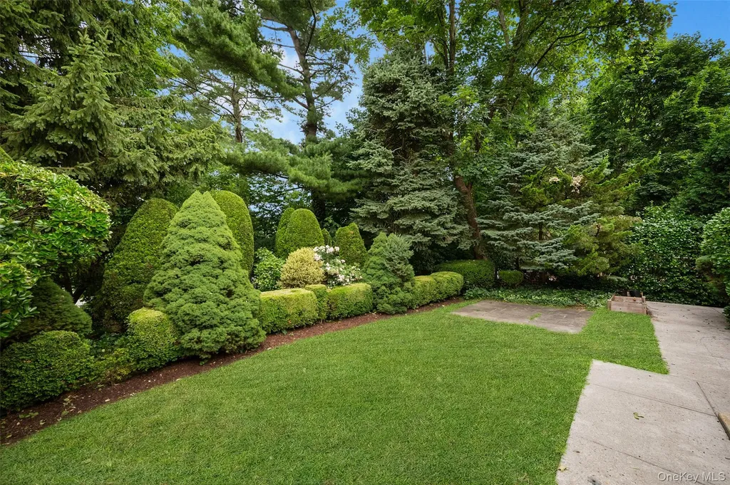 91 Parkway Road Bronxville NY 10708