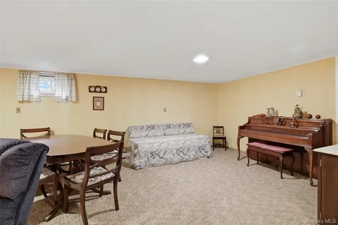 183 N Oak Street Massapequa NY 11758
