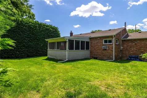 183 N Oak Street Massapequa NY 11758