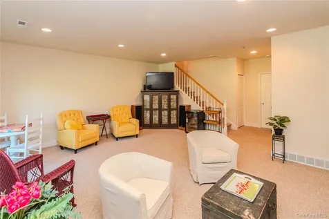 64 Hudson View Terrace Hyde Park NY 12538