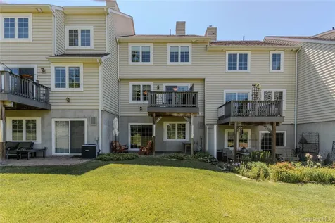 64 Hudson View Terrace Hyde Park NY 12538