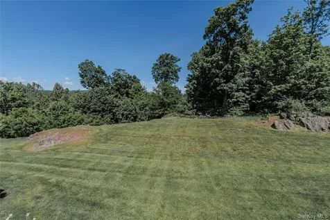64 Hudson View Terrace Hyde Park NY 12538
