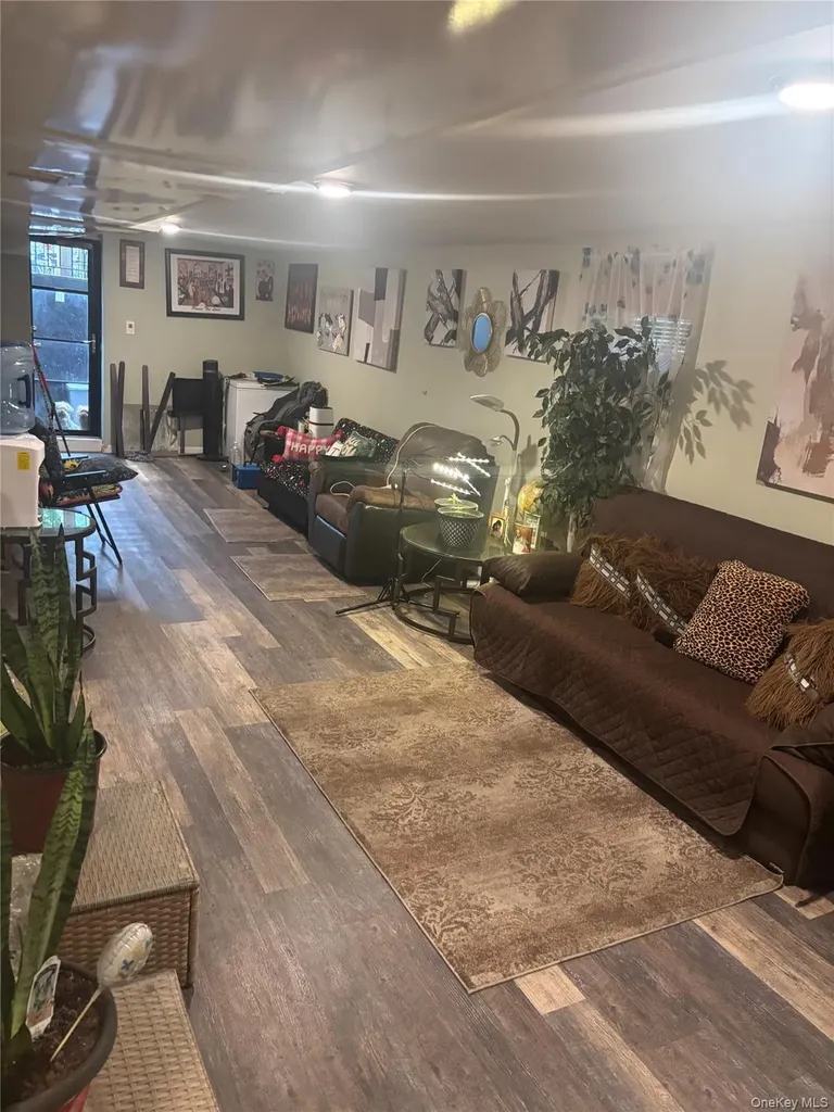 120 Fir Street Valley Stream NY 11580