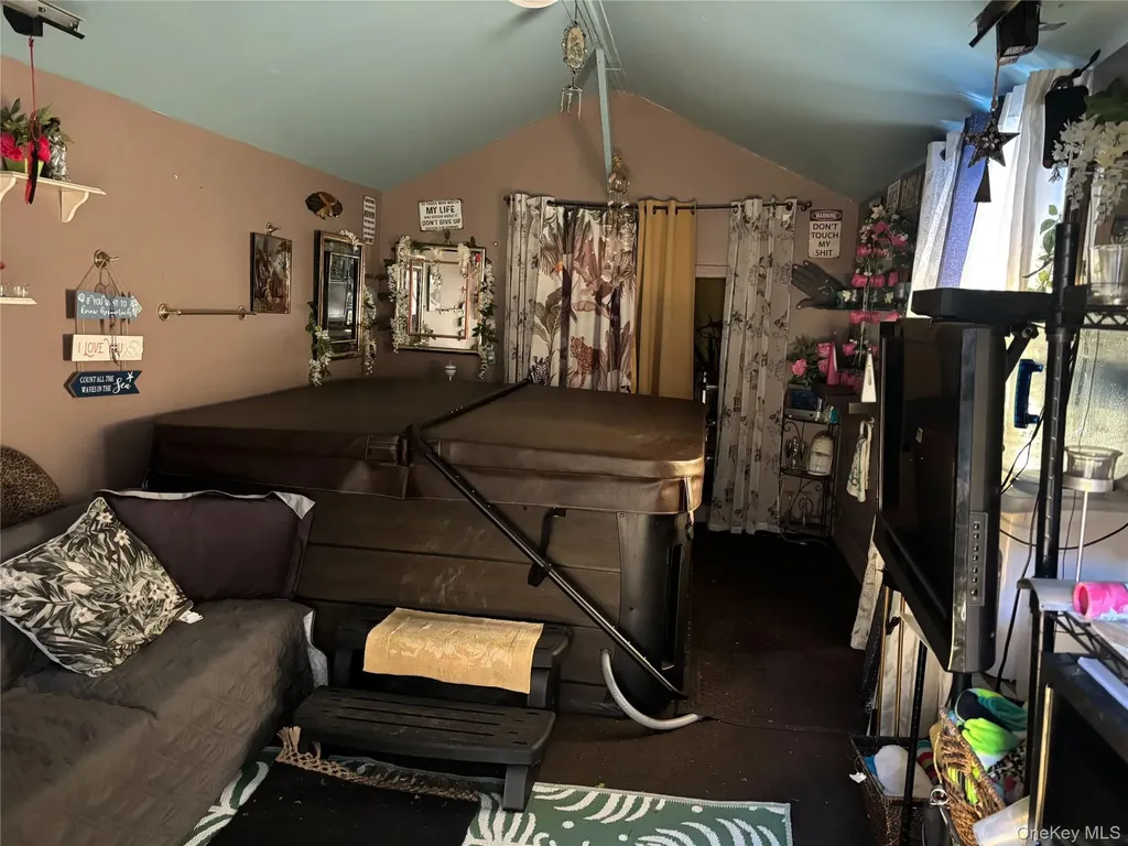 120 Fir Street Valley Stream NY 11580