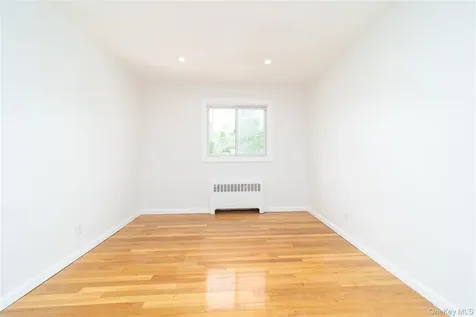 6 Manor Drive Bethpage NY 11714