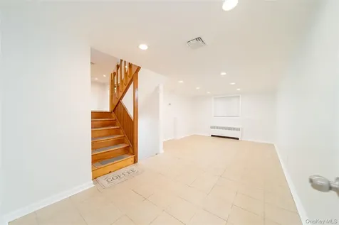 6 Manor Drive Bethpage NY 11714