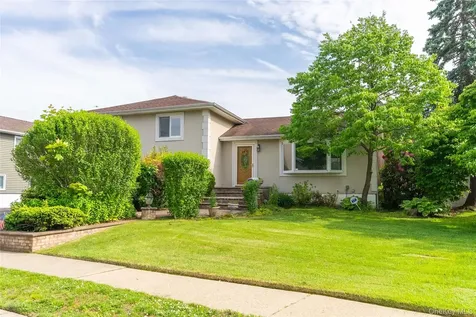 6 Manor Drive Bethpage NY 11714