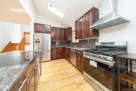 6 Manor Drive Bethpage NY 11714