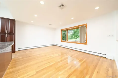 6 Manor Drive Bethpage NY 11714