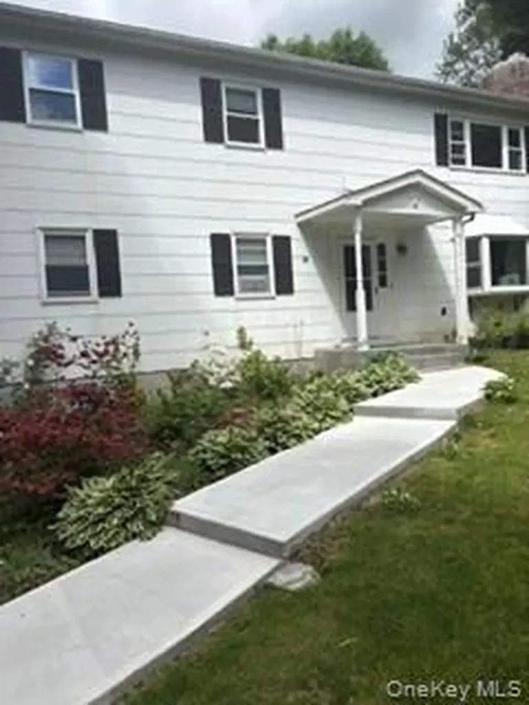 30 Garden Road Mahopac NY 10541