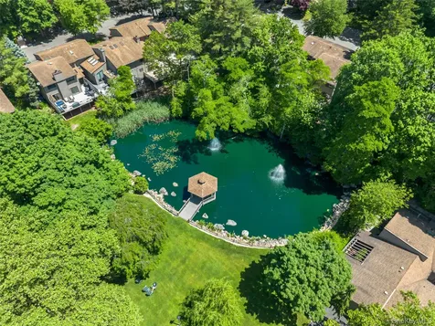 246 Hamlet Drive Jericho NY 11753