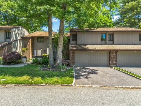 246 Hamlet Drive Jericho NY 11753