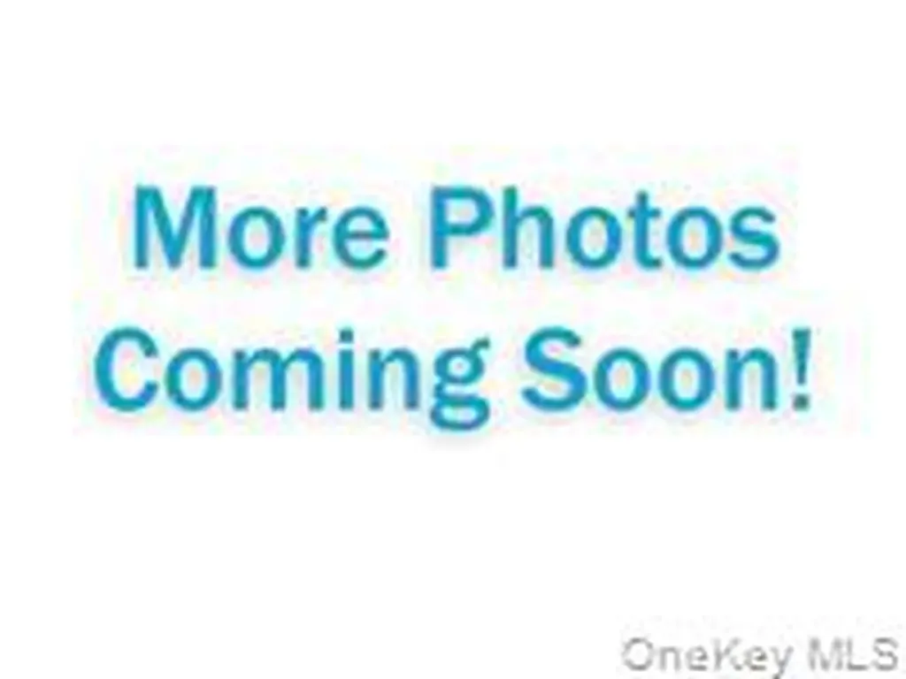 95-19 242nd Street Floral Park NY 11001
