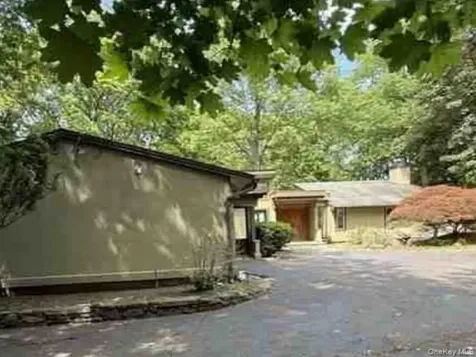 200 Judson Avenue Dobbs Ferry NY 10522