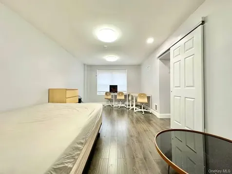10 Old Mamaroneck Road White Plains NY 10605