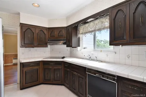 73 Lincoln Avenue Yonkers NY 10704