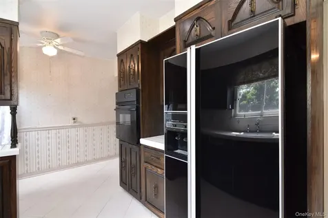 73 Lincoln Avenue Yonkers NY 10704