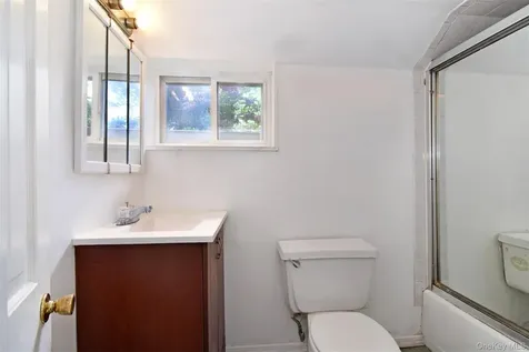 73 Lincoln Avenue Yonkers NY 10704