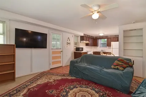 73 Lincoln Avenue Yonkers NY 10704