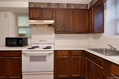 73 Lincoln Avenue Yonkers NY 10704