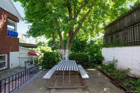 73 Lincoln Avenue Yonkers NY 10704