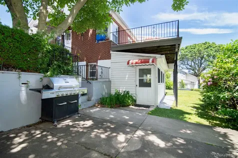 73 Lincoln Avenue Yonkers NY 10704