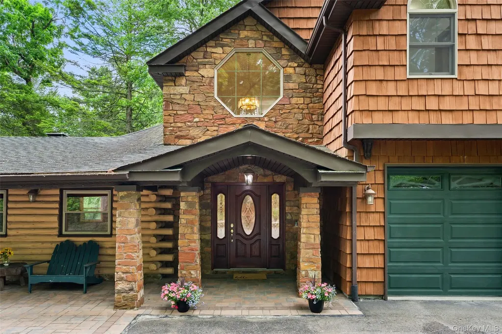 25 Cabin Ridge Road Chappaqua NY 10514