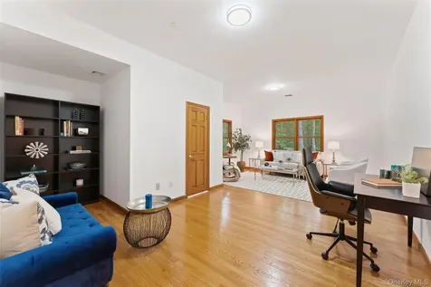 25 Cabin Ridge Road Chappaqua NY 10514