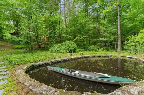 25 Cabin Ridge Road Chappaqua NY 10514