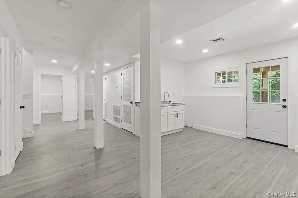 31 Amarillo Drive Nanuet NY 10954
