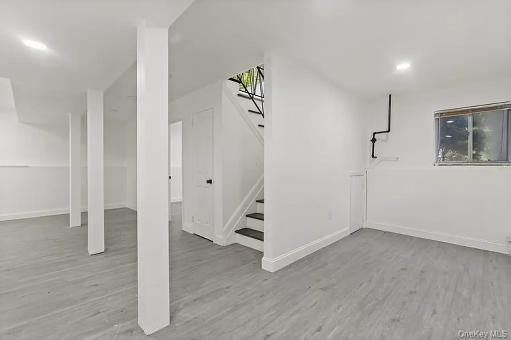 31 Amarillo Drive Nanuet NY 10954