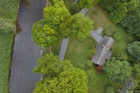 95 2nd Avenue Narrowsburg NY 12764