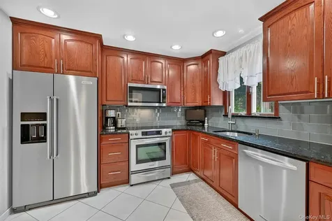 7 Stander Lane Thiells NY 10984