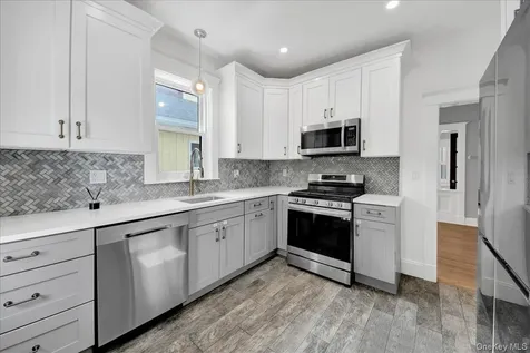 925 Reynolds Street Peekskill NY 10566