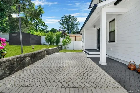 925 Reynolds Street Peekskill NY 10566