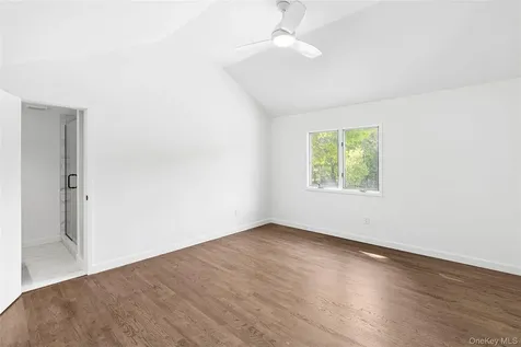 133 Old Country Road East Quogue NY 11942
